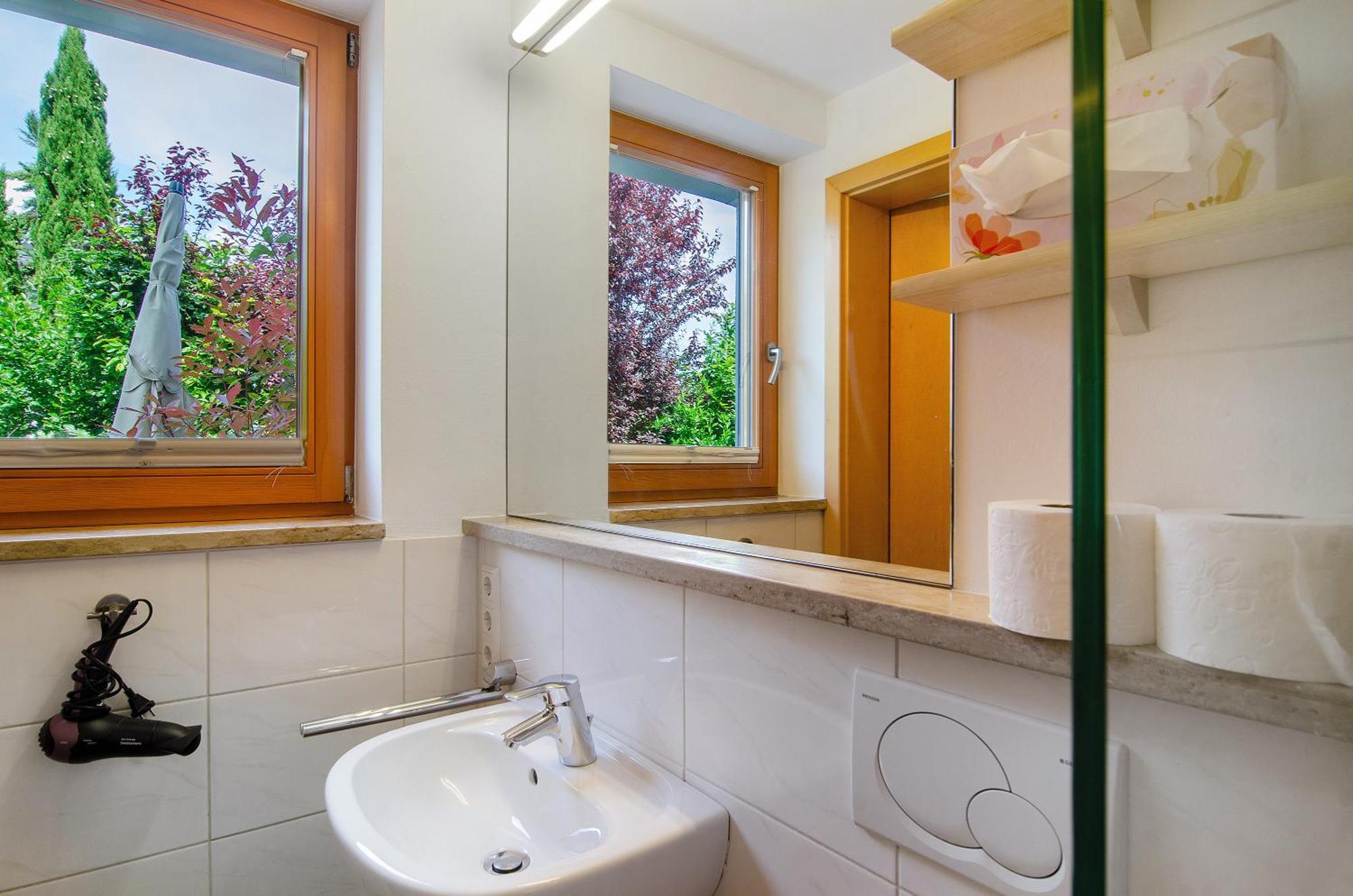 Ferienwohnungen Im Rosengarten Bodman-Ludwigshafen Ngoại thất bức ảnh